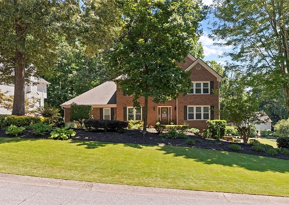 1st image of 6053 Braidwood Close NW