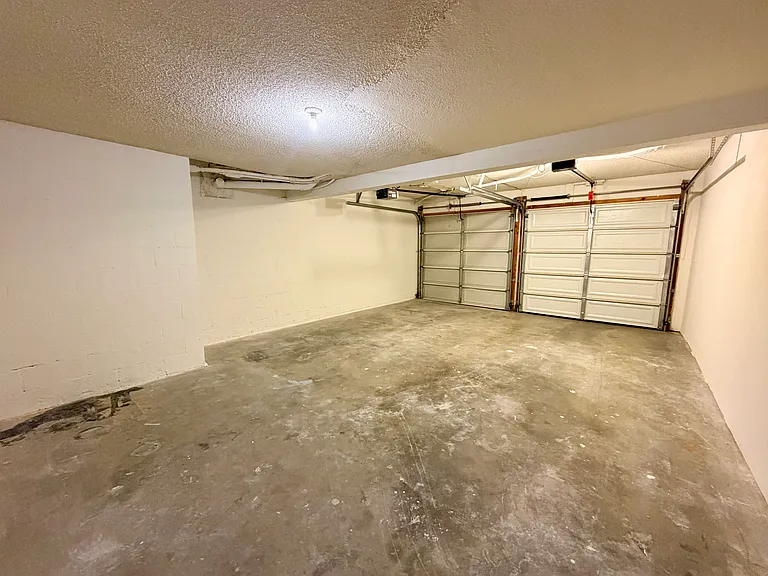 2525 E 19th St #10 — Photo 28