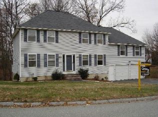 37 Clementi Ln, Methuen, MA 01844