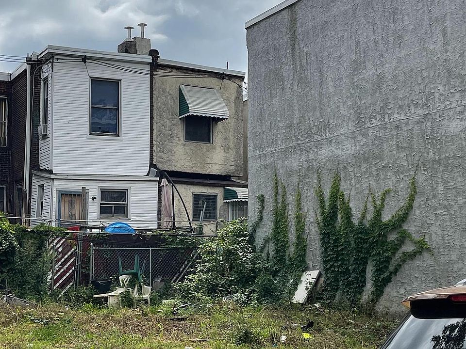 2nd image of 2759 N Croskey St