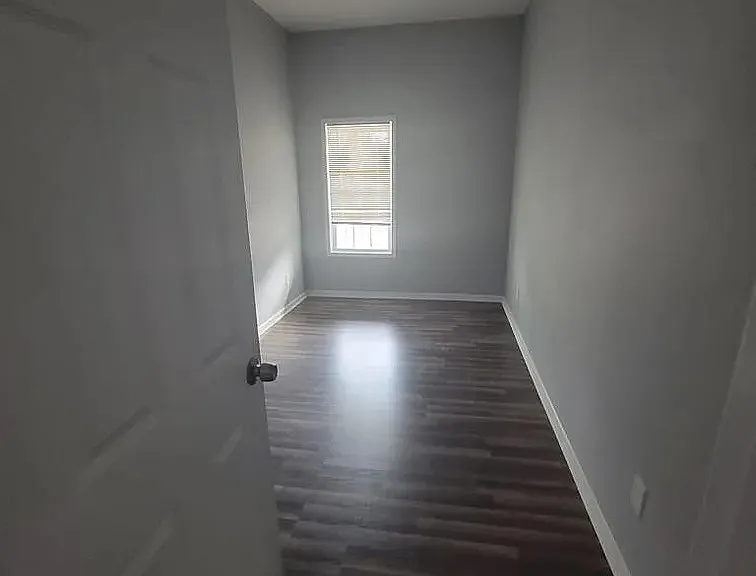 118 Addie St — Photo 13