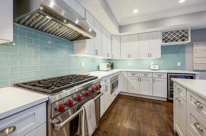 1st image of 192 Dorchester St #2