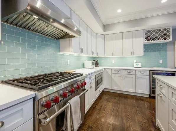 192 Dorchester St #2, South Boston, MA 02127