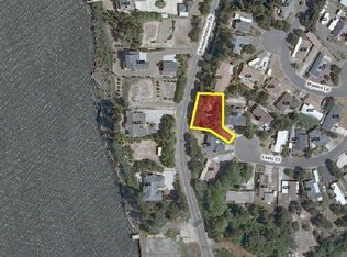 343 Leelo Ct, Florence, OR 97439