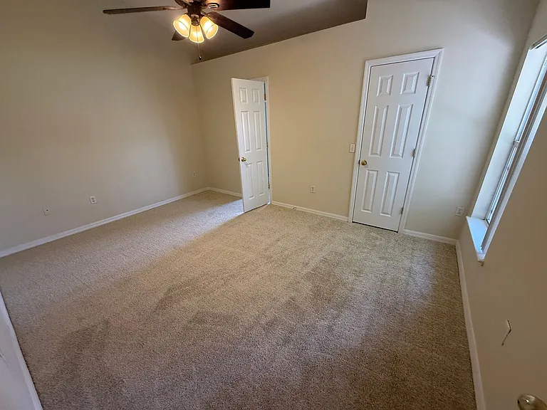 1896 Van Allen Cir — Photo 5