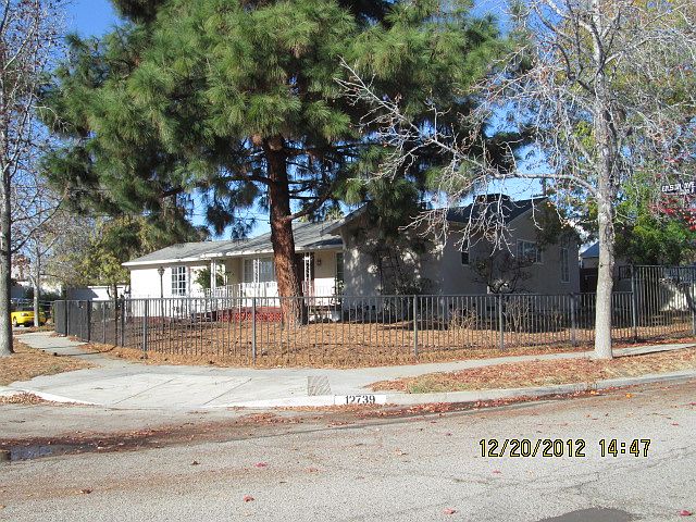 2nd image of 12739 Hamlin St