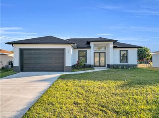 464 Redwing ST, LEHIGH ACRES, FL 33974