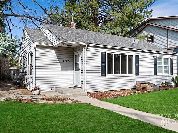 2nd image of 1725 S Longmont Ave