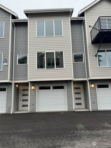 13249 Ambuam Boulevard SW #B, Burien, WA, 98146