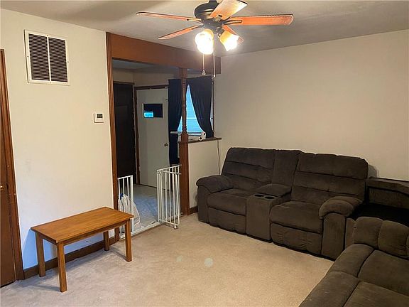 3rd image of 8021 Barnett Ave