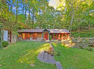 521 Scarborough Rd, Briarcliff Manor, NY 10510