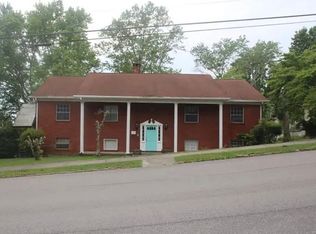 402 A St, Lenoir City, TN 37771
