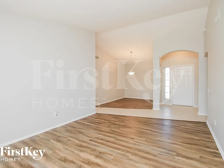 6057 E Preston St — Photo 2