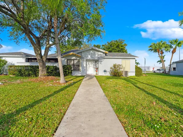 6537 SW 152nd Pl #2-37, Miami, FL 33193