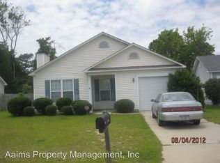 3608 Winesap Rd, Hope Mills, NC 28348