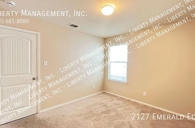 2127 Emerald Edge — Photo 17