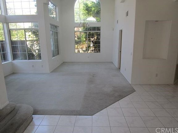 3rd image of 21630 Calle Prima