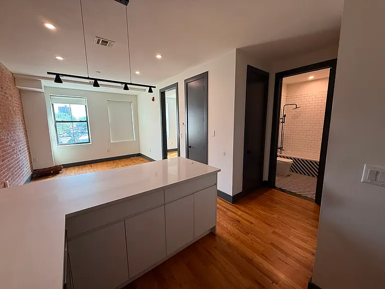564 Communipaw Ave #33E — Photo 3