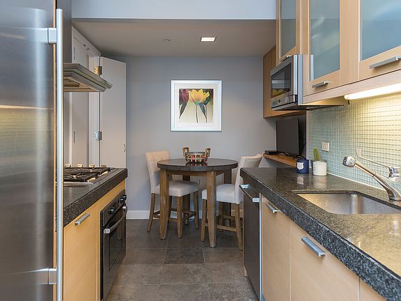 4th image of 408 E 79th St APT 8A