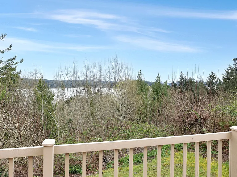 14329 Gibralter Rd — Photo 16