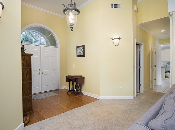 5th image of 742 Shady Oaks Cir