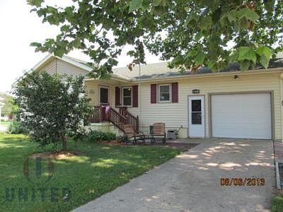 1st image of 120 N 1st Ave