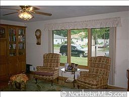 2nd image of 516 McIndoe St