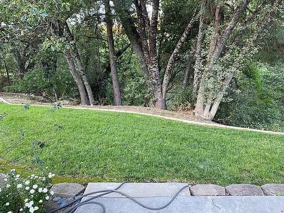 4th image of 40871 Orchard Ln
