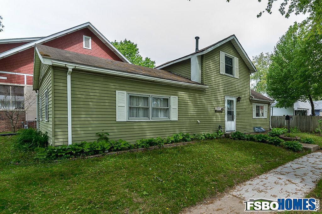 1806 Forest Rd, Davenport, IA 52803 Zillow