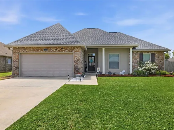 13157 E Coles Creek Loop, Hammond, LA 70403
