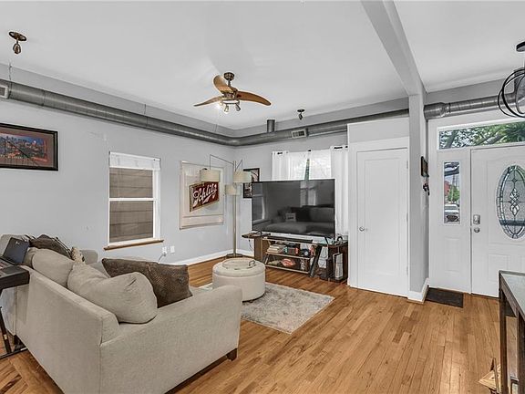 5th image of 533 Forest Ave