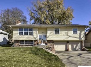 11342 Fowler Ave, Omaha, NE 68164