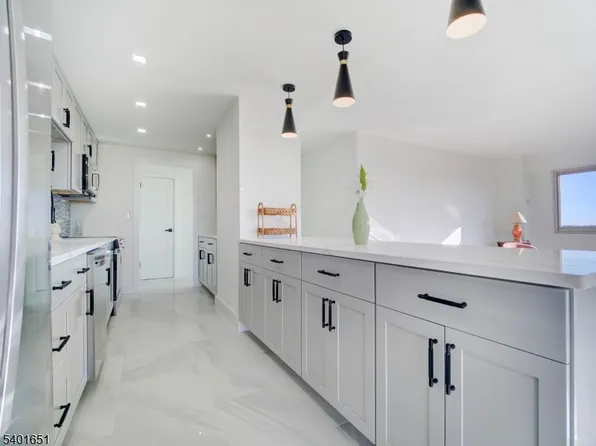 377 S Harrison St   9L #9L, East Orange City, NJ 07018