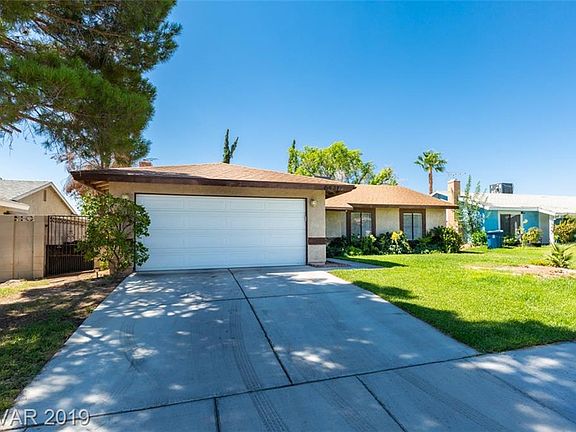 2nd image of 6421 Ouida Way