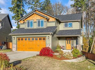 2432 NE Dynasty Dr, Poulsbo, WA 98370