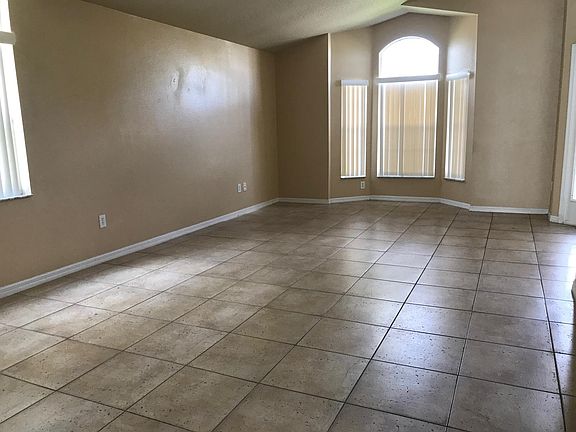 4th image of 2801 Osprey Creek Ln