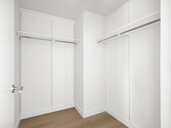 4th image of 17 Hanover Pl #15H