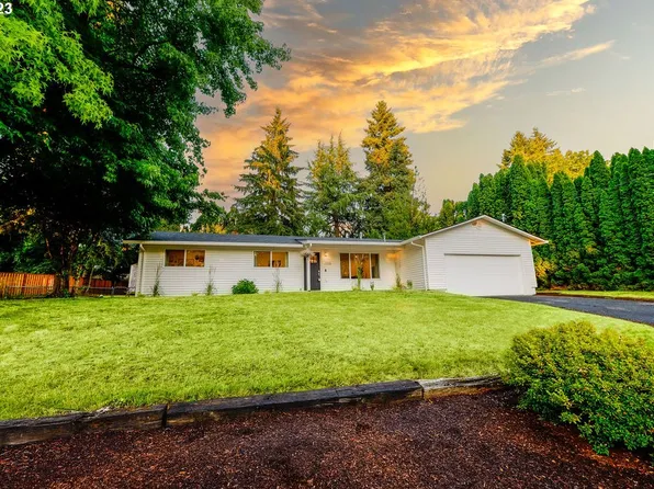 7715 SW Cherry Dr, Tigard, OR 97223