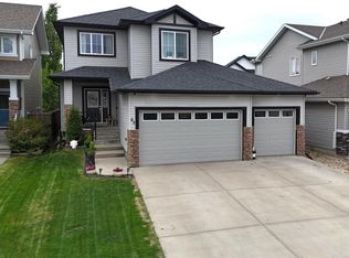 23 Dillworth Cres, Spruce Grove, AB T7X 0E6