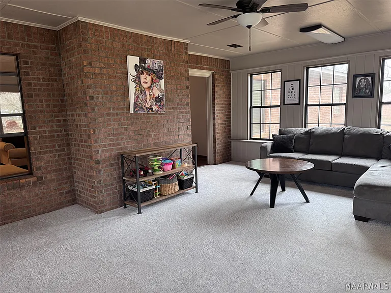 5740 Jane Rd — Photo 21