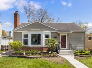 215 N Garfield St, Lombard, IL 60148