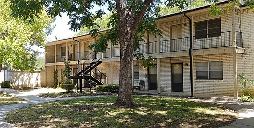 2703 Southside Dr #2703 Photo 1
