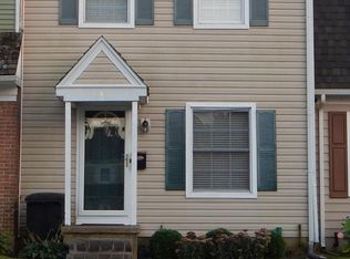 4 Heritage Dr, Dover, DE 19904