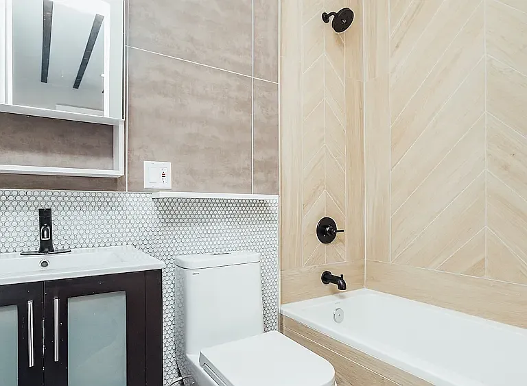 35 Claver Pl #1K — Photo 8
