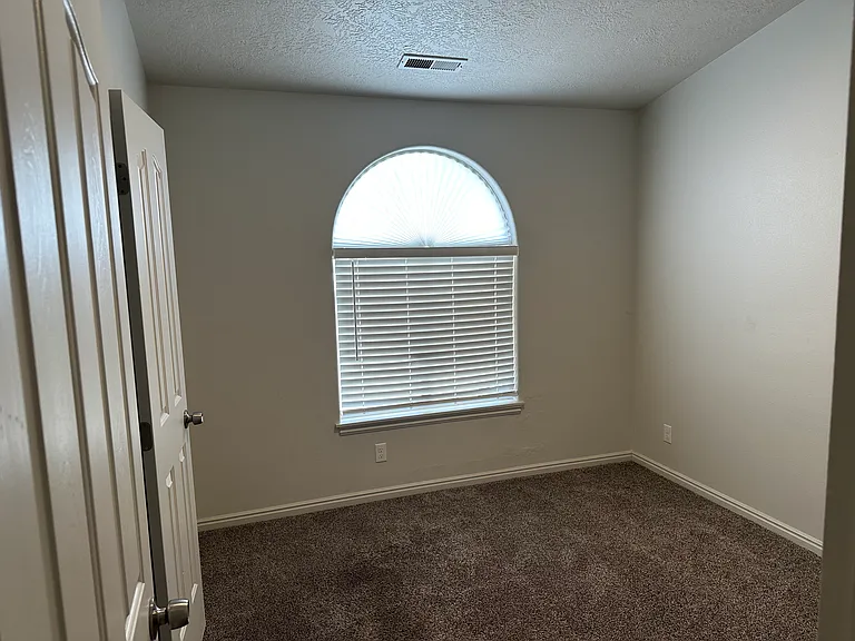 1486 W 1040 N #1 — Photo 5