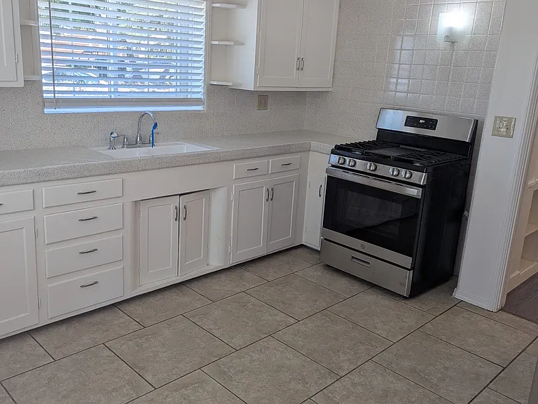 8105 Alton Dr #8105 — Photo 5