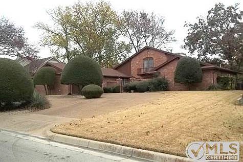 1st image of 3825 Wharton Dr