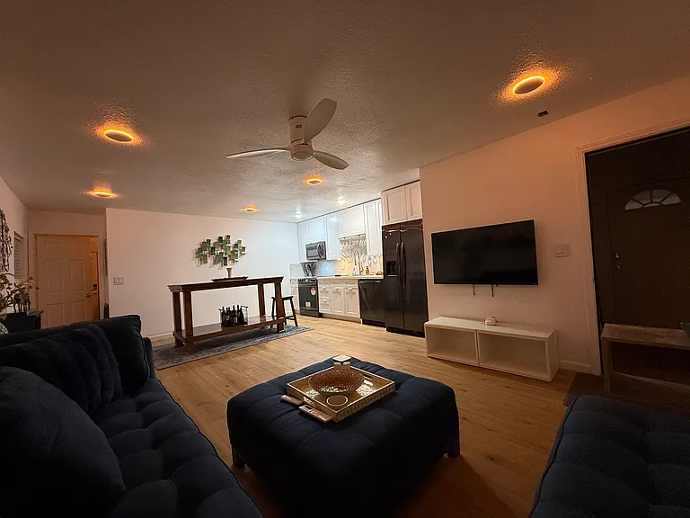 5544 Lawson St — Photo 31