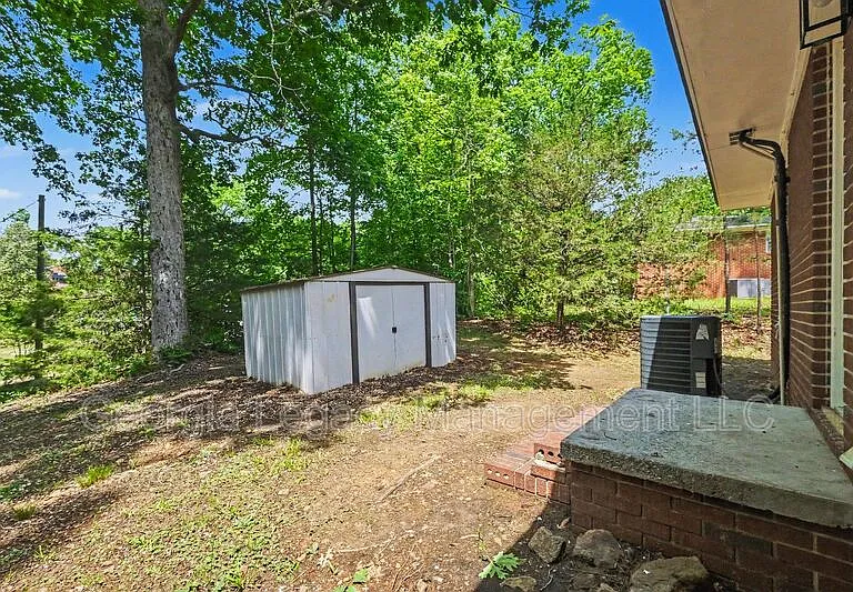 468 Taylor St — Photo 23