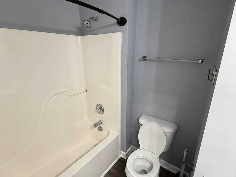 8635 Millstream Dr — Photo 17